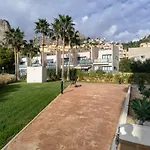 Διαμέρισμα Oasis Mascarat *