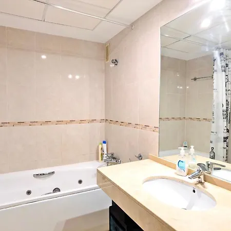 Oasis Mascarat شقة