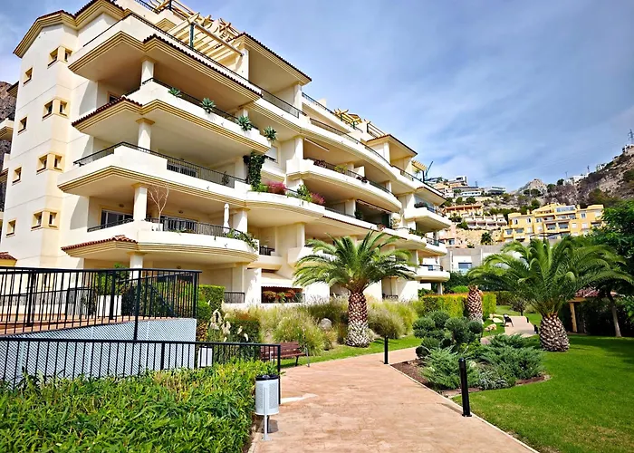 Oasis Mascarat * Altea